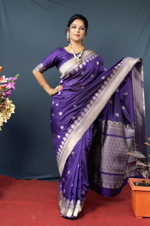 Royal Blue Banarasi Silk Saree With Blouse Piece