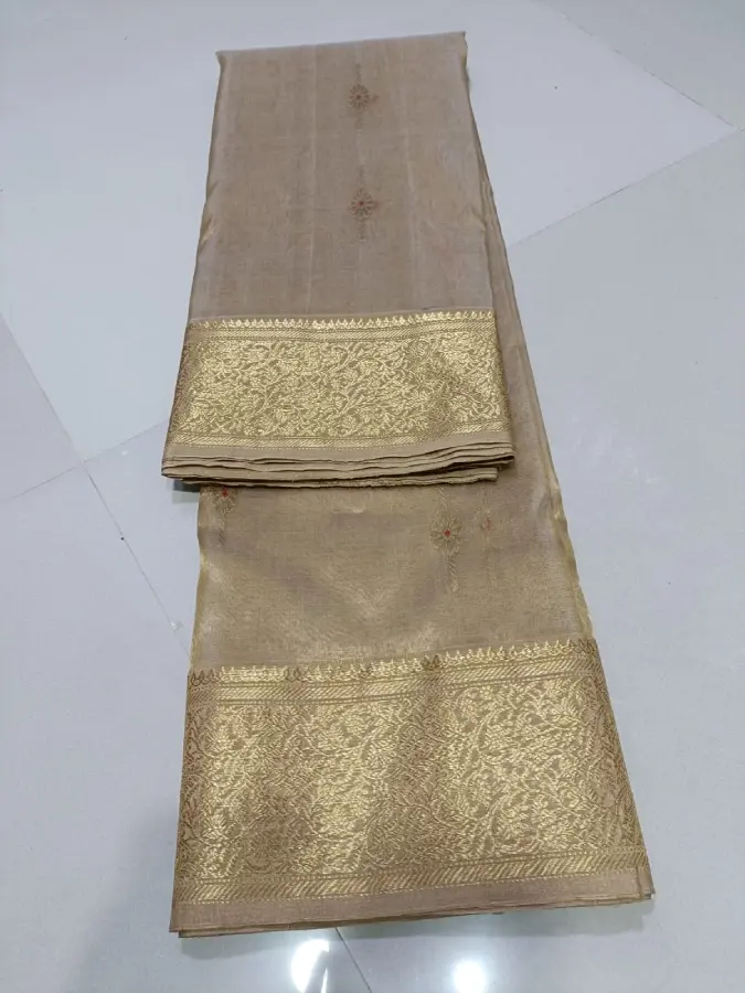 Thumbnail: Luxurious Golden Banarasi Silk Saree with Floral Design Pure Handloom