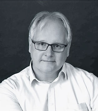 Dr. Dirk Bernhard