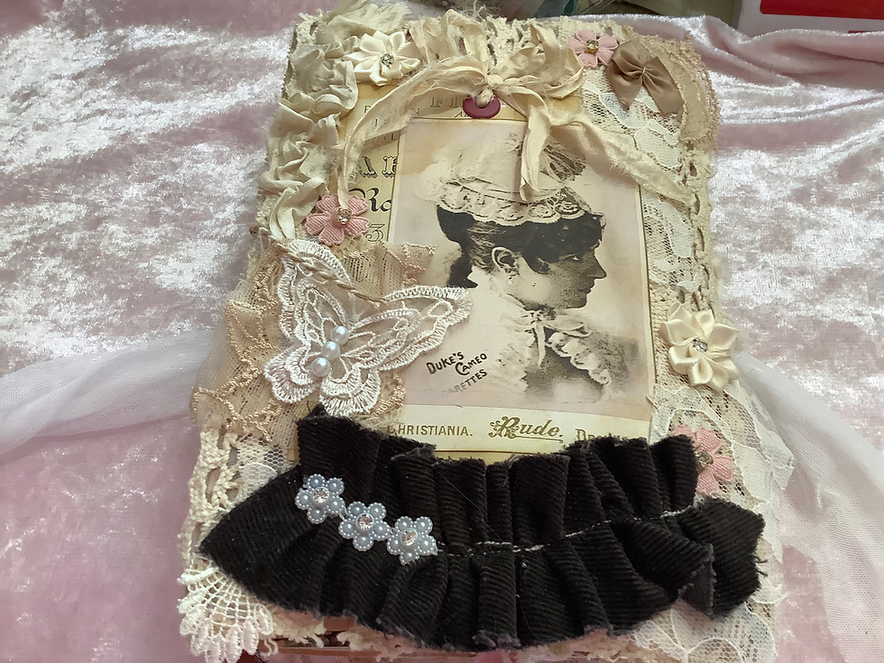 Thumbnail: Pretty Vintage Style Folio Lapbook & Writing Journal