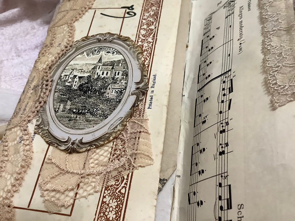 Thumbnail: Vintage Style Folio Lapbook & Writing Journal