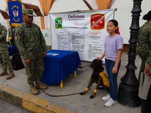 Ejército Mexicano fortalece la proximidad social con la población civil mediante Exposición Militar en Cerro Azul, Ver.