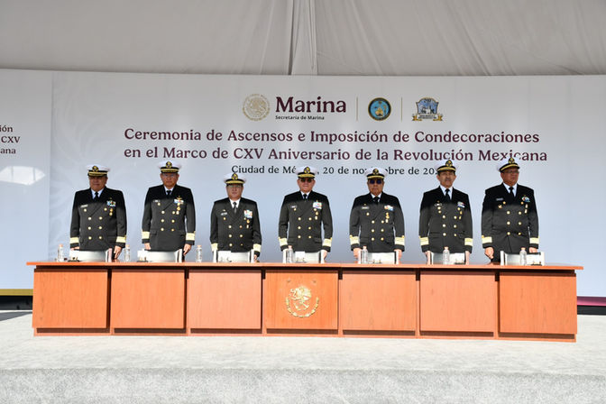 El Cuartel General del Alto Mando lleva a cabo la “Ceremonia de Ascensos e Imposición
de Condecoraciones al Personal Naval, en el marco del CXV Aniversario de la
Revolución Mexicana”