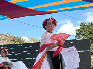Tuxpan bien representado en la Cumbre Tajín por el Ballet Folklórico Xochiquetzal