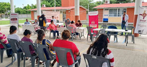 LLEVAN JORNADA DE SALUD Y SERVICIOS A LA COMUNIDAD DE COBOS, EN TUXPAN