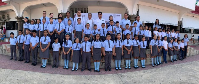 Gobierno de Tuxpan realiza primer Lunes Cívico del Mes Patrio