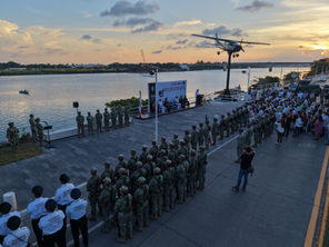 EJÉRCITO MEXICANO, FUERZA AÉREA Y GUARDIA NACIONAL PARTICIPAN EN LA DEVELACIÓN DEL MONUMENTO AL PILOTO AVIADOR FAUSTO VEGA SANTANDER EN TUXPAN, VER.