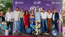 Ayuntamiento de Tuxpan y DIF Municipal llevan festejo de Día de Reyes a Laja de Colomán