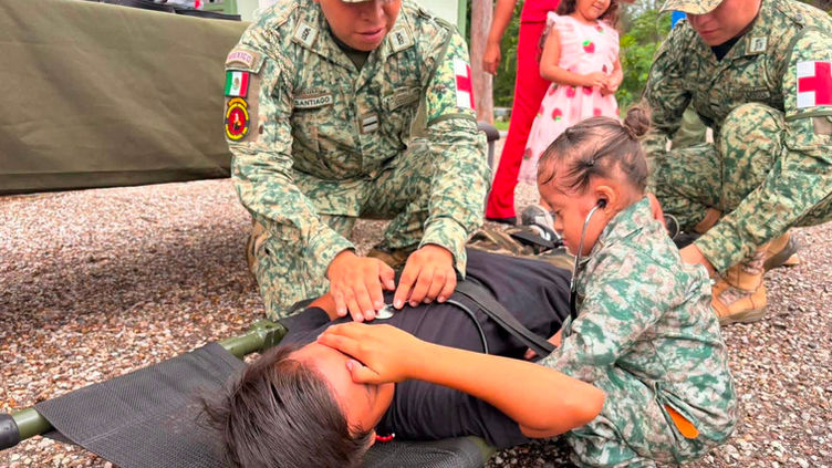 EJÉRCITO NOMBRA “SOLDADO POR UN DÍA ” A MENOR EN EL 51/o. BATALLÓN DE INFANTERÍA EN PUEBLO VIEJO