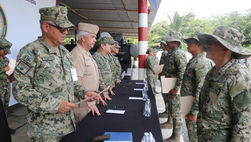 Marina realiza Ceremonia de Clausura de Cursos impartidos al personal naval en Tuxpan, Veracruz.