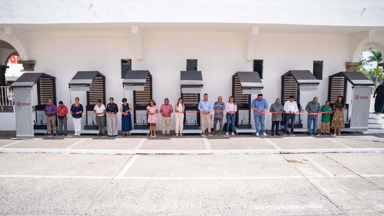 Del abandono al respaldo: boleros reciben nuevos carritos de trabajo por parte del Ayuntamiento de Tuxpan