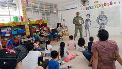 Realiza el Ejército Mexicano plática sobre salud bucal en la zona de Tuxpan