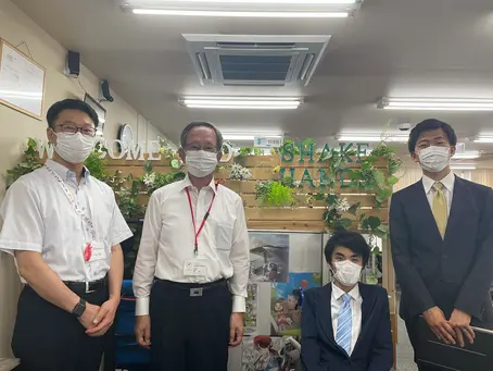 赤い羽根共同募金様とプレゼン！！