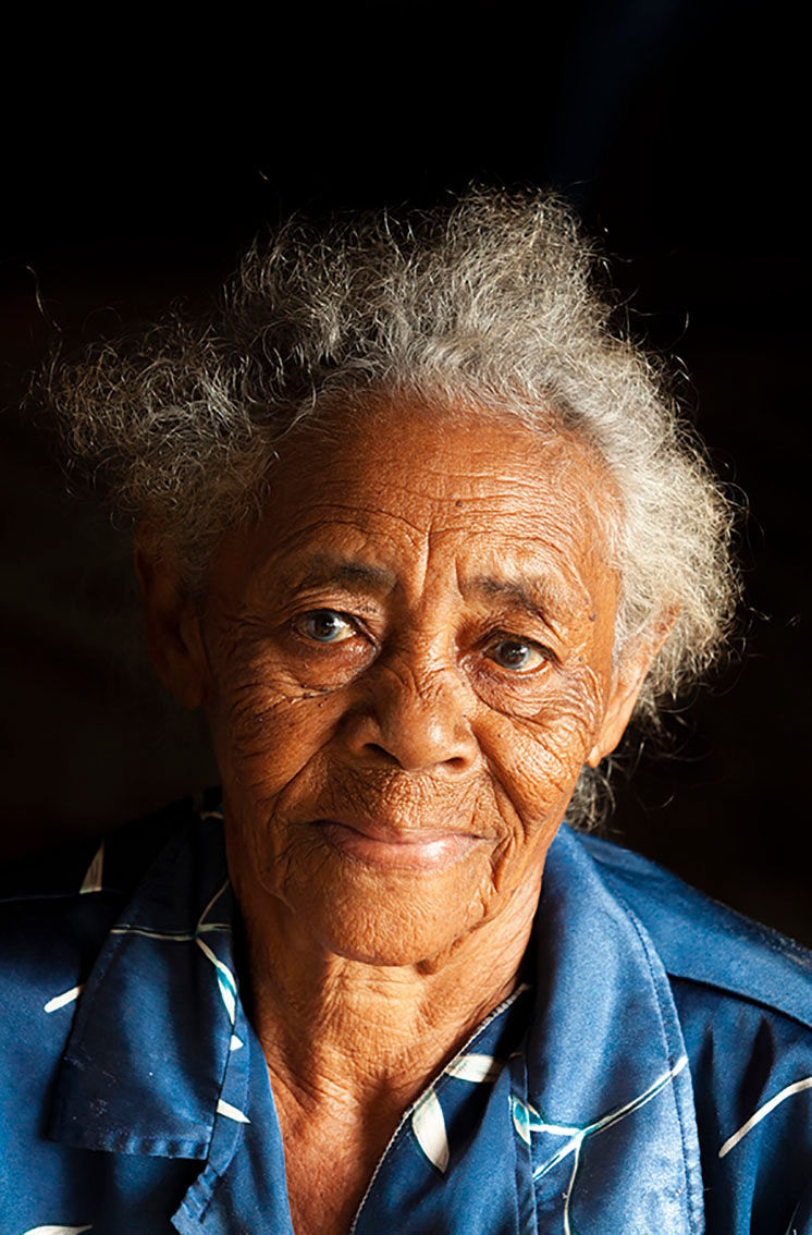 Entre Rios e Mocambos. Mãe velha, em como alimentar Rios.2020, Fotografia, 40x60 cm