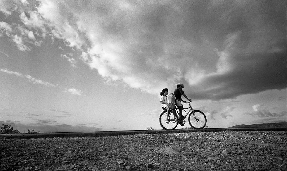 ©Evandro Teixeira – O enterro do anjinho, Aprazível, Ceará, 1992