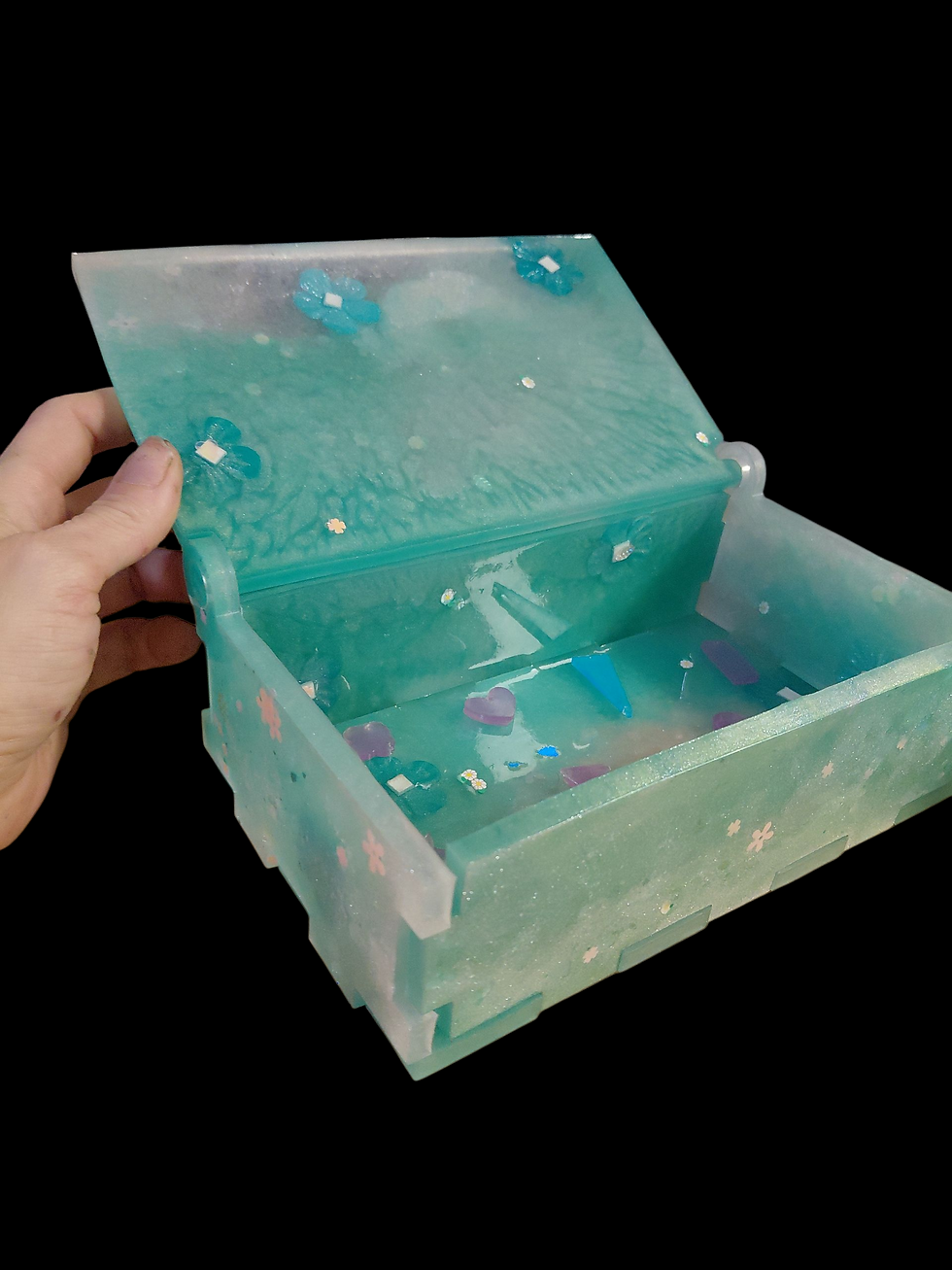 8Handmade Epoxy Resin Puzzle-Style Jewelry Box – Ocean Mist Design