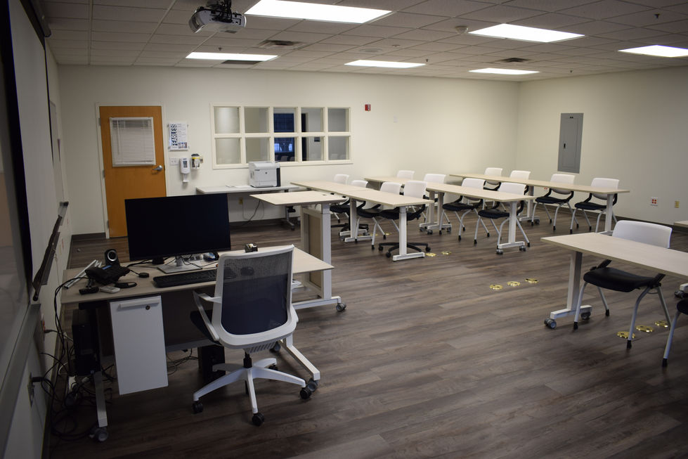classroom DSC_1023.JPG