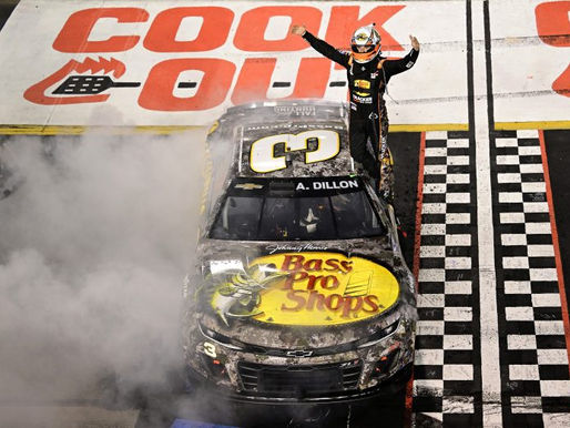 Polémica victoria de Dillon en Richmond