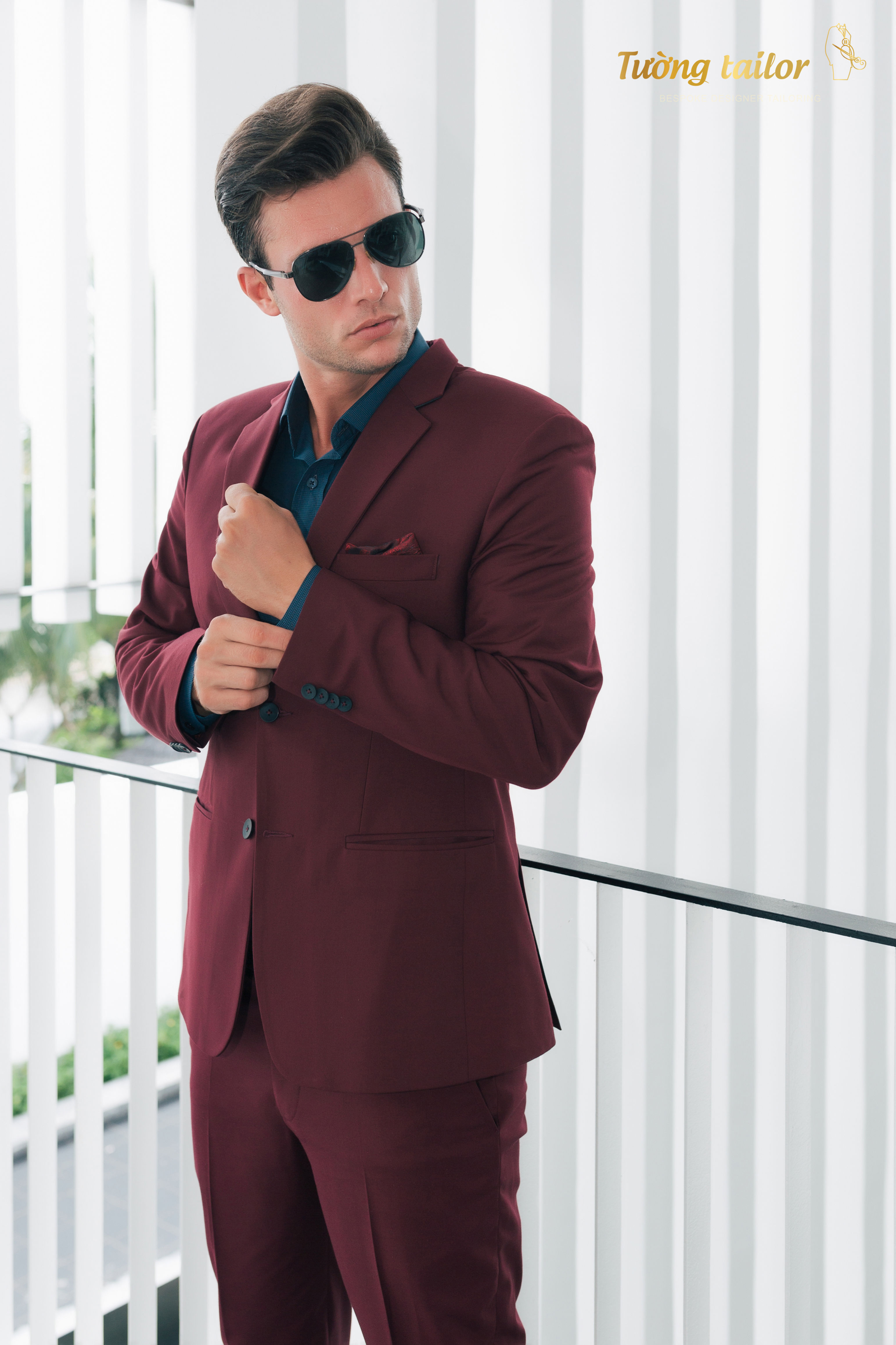 2-Piece Burgundy Notch Lapel Suit