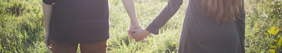 Curso para la pareja de la paciente con TCA.Xavier Sanmartín es psicólogo y está especializado en psicoterpia Gestalt, de famila y PNL. Trabaja con adolescenca y familia y colabora con AVALCAB con TCA Trastorno de a Conducta Alimentaria