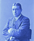 Ernest_Shackleton_studio_portrait_edited