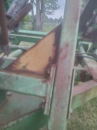 Thumbnail: John Deere 630 Disc