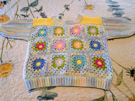 The Blooming Daisy Sweater from The Crocheted Moon