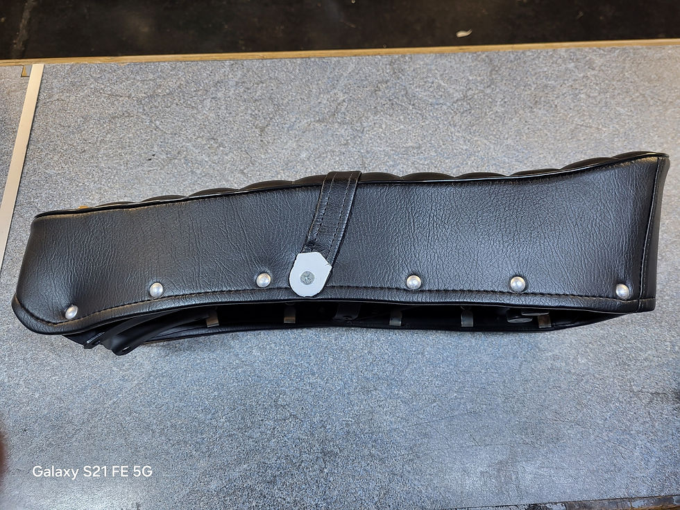 Thumbnail: Lambretta seats - Ribbed dual sprung seat, various colours