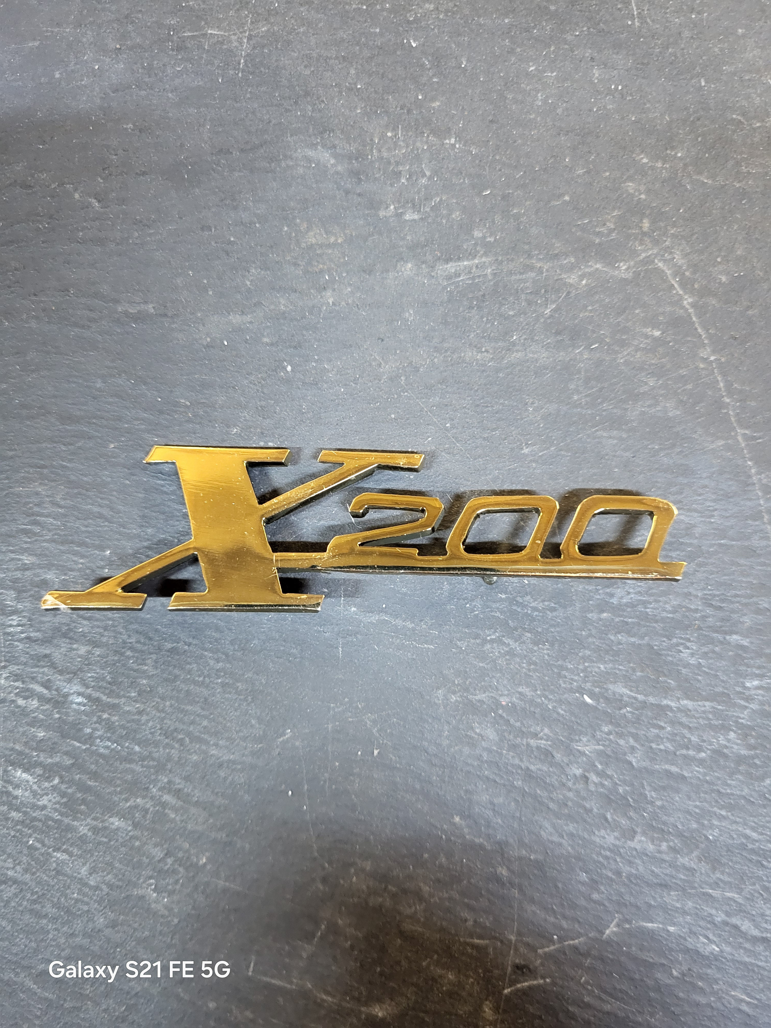 Lambretta Badges - GOLD plated, Legshields - Special X200 X 200 script