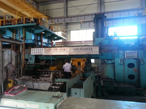 Miniatura: 50 MM Taiyan Aluminum Extrusion Press Line