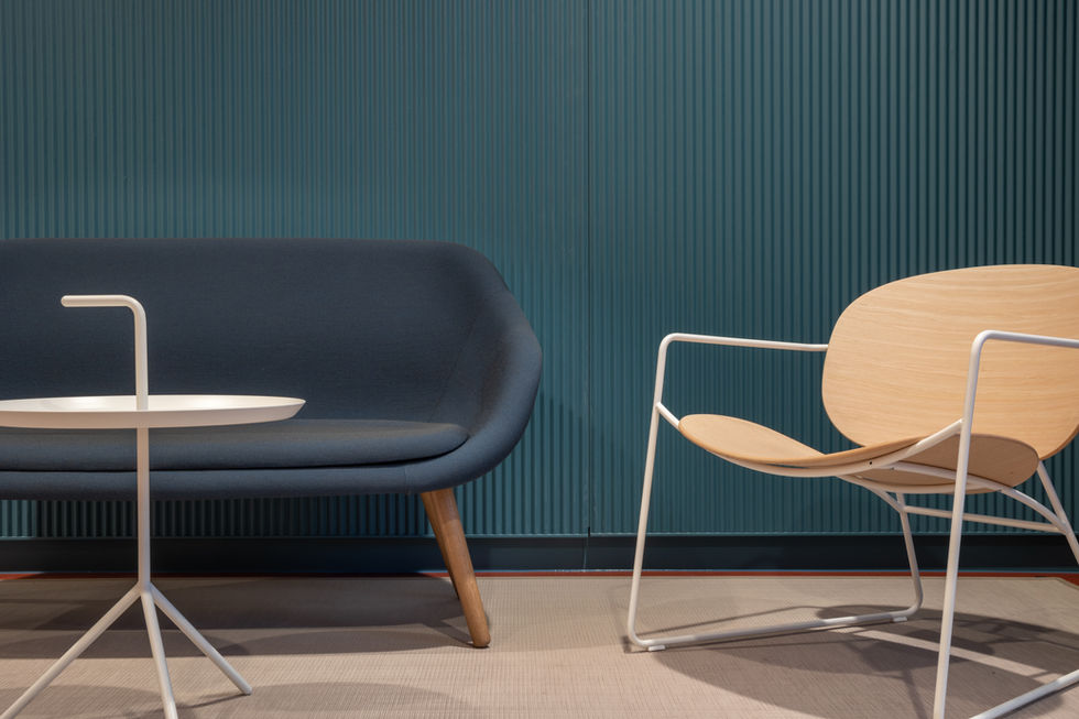 Detail der Lounge im Mitarbeiterraum der Firma Grob in Nebikon