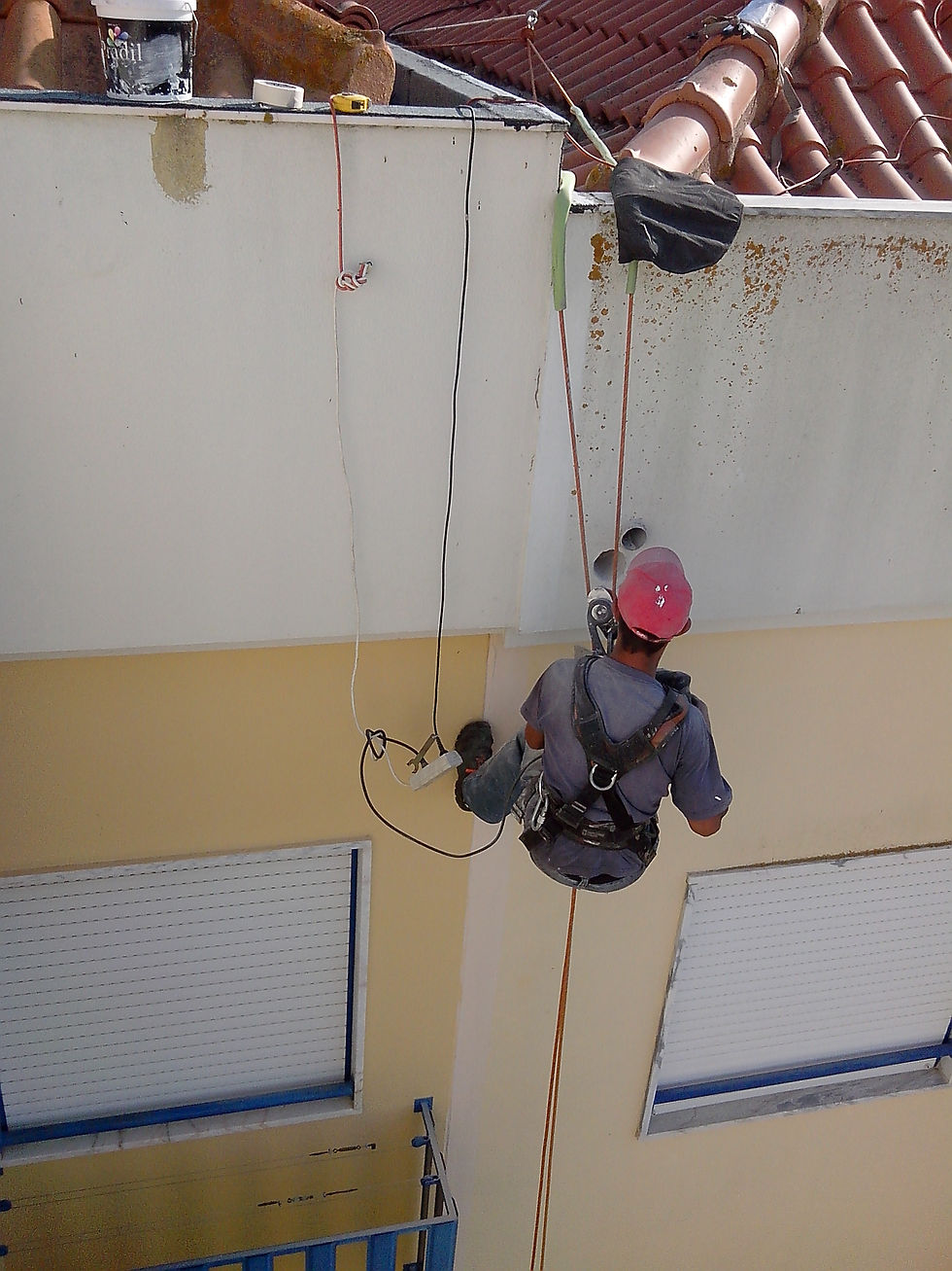 Pinturas e Restauros de edifícios,