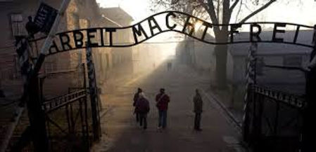 Auschwitz.jpg
