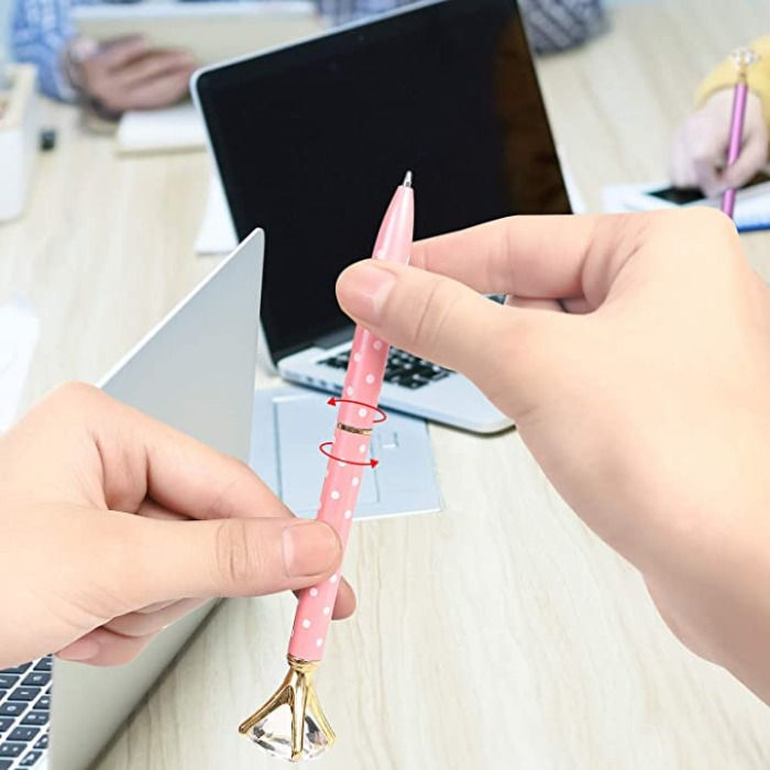 Thumbnail: She's VIP & Six Figure Sister Pens