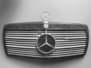 'Round the Benz' (2019) Illustrated vintage Mercedes grill by Thomas Wolski