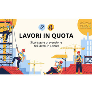 tema dei lavori in quota. Mostra lavoratori stilizzati su impalcature e tetti con DPI estivi. Il testo centrale recita 'Lavori in Quota' e 'Sicurezza e prevenzione nei lavori in altezza'. L'illustrazione è bilanciata con colori caldi e freddi e include piccole icone di sicurezza, come un moschettone o un'imbracatura