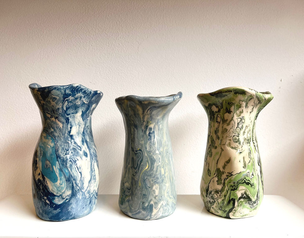 Thumbnail: Laminated vase