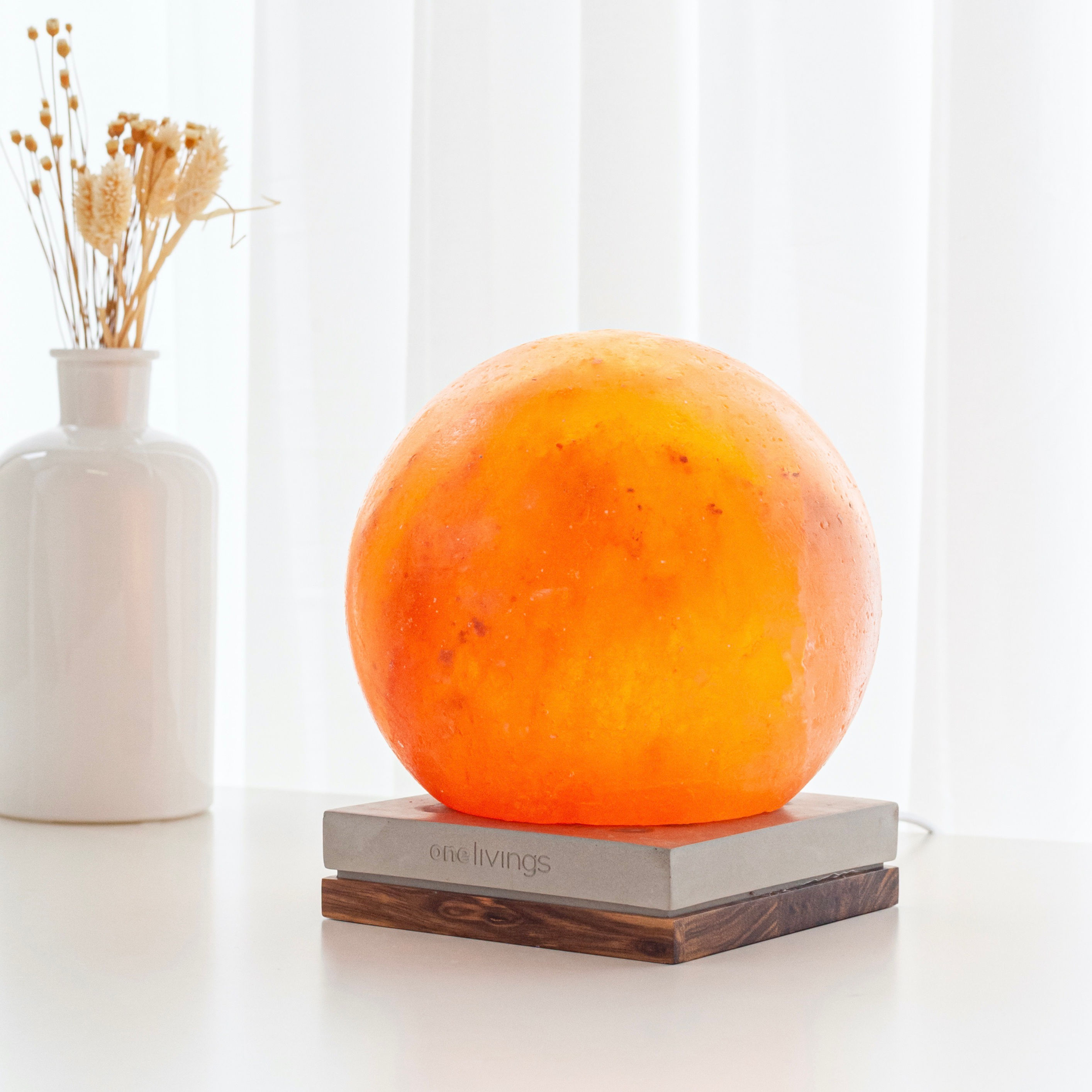 ONELIVINGS LOFT 工業風冷灰水泥斑馬木鹽燈 - 15cm SPHERE (鎢絲燈泡款）