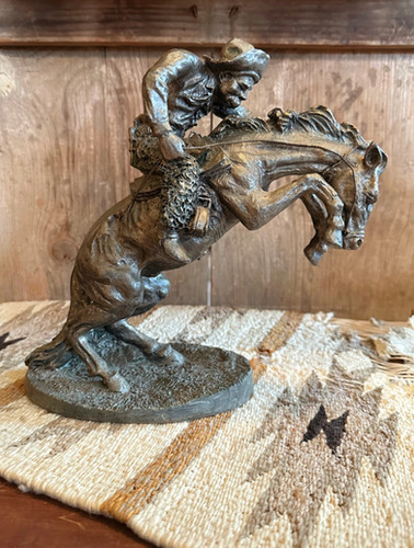 PRICE DROP)Vintage Fredric Remington Bronco Buster 33