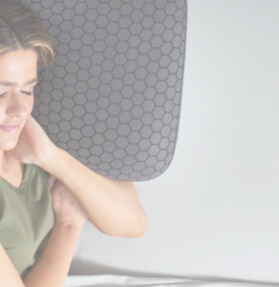 ZZQQX1XC-hexcurvepillow-ENtalentoverheadWEB1752614387_original_edited.png