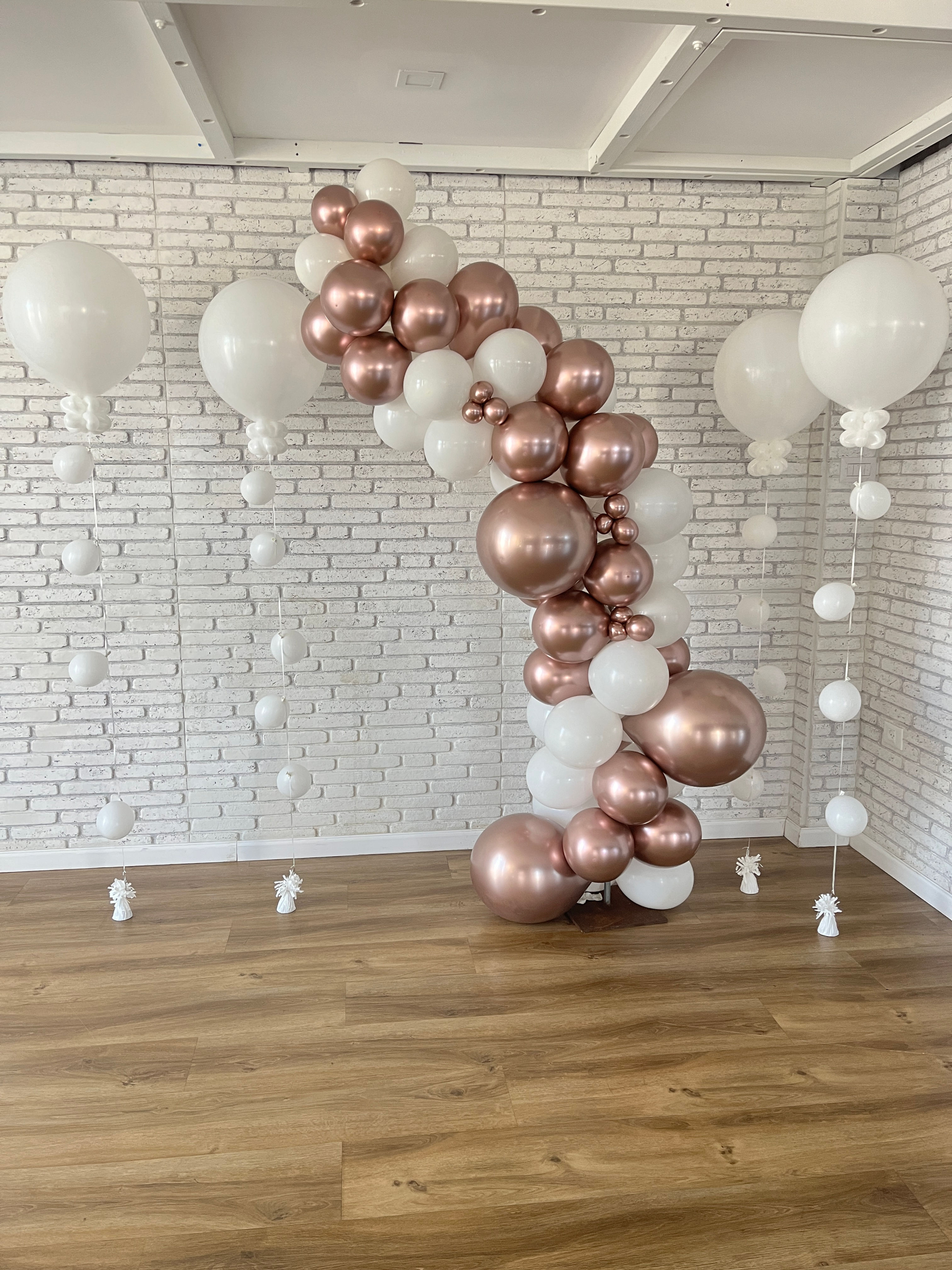 קשת בלונים למקווה