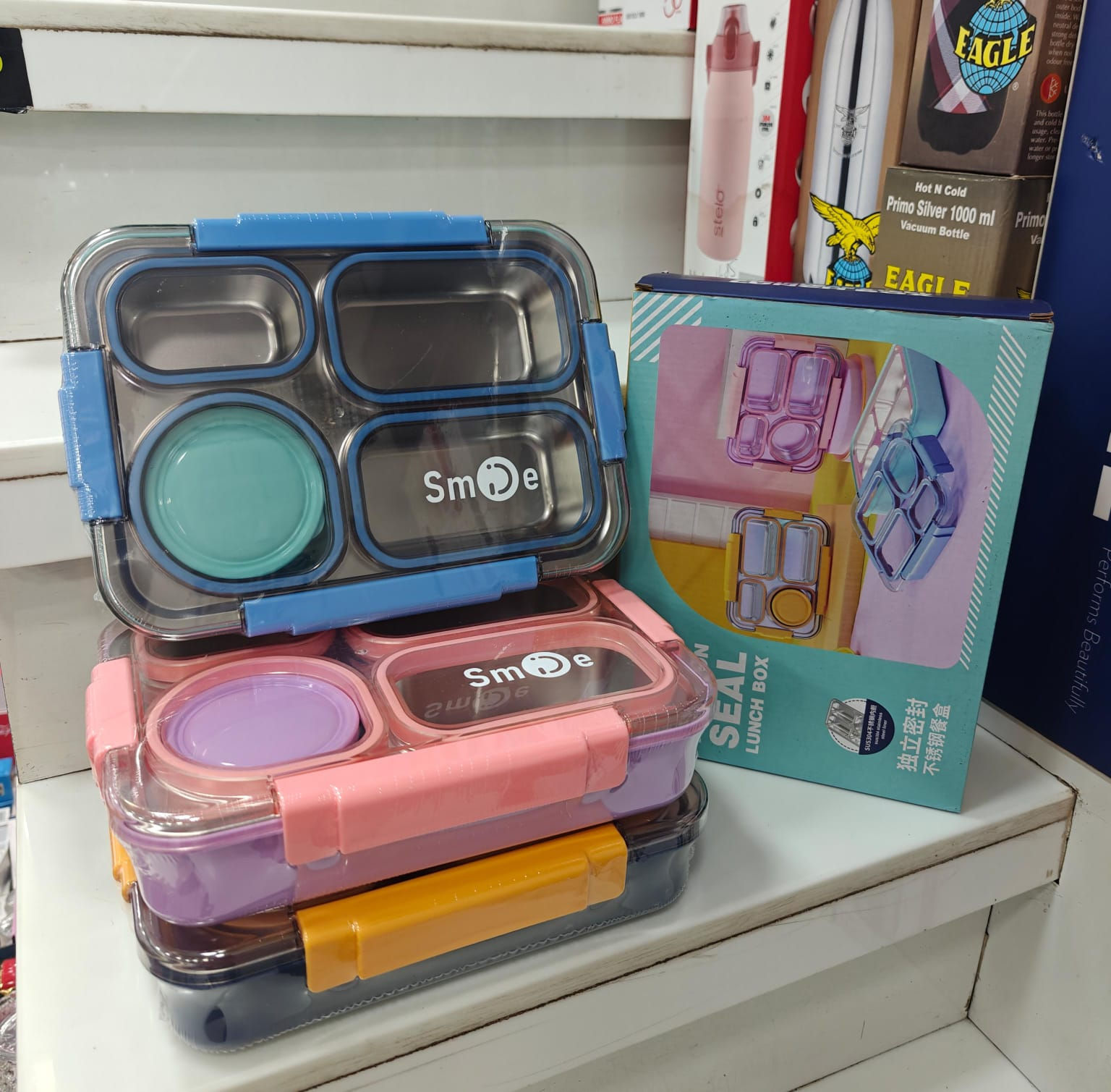 4 Partition Seal Lunch Box With Container
