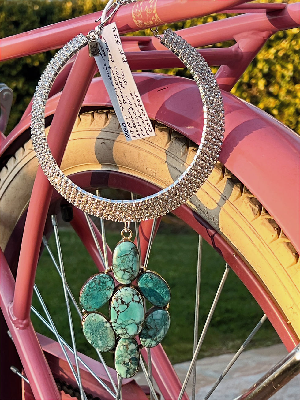 Thumbnail: Vintage Turquoise Brooch Blingy Choker on pink bike