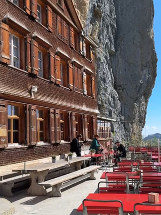 Ascher Cliff Restaurant Appenzell Travel with Tarry Laurensia Brunch outdoor