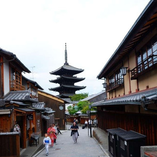 Yasaka Shrine - Travel with Tarry Laurensia - 10 Days in Japan From Tokyo Energy to Kyoto Calm