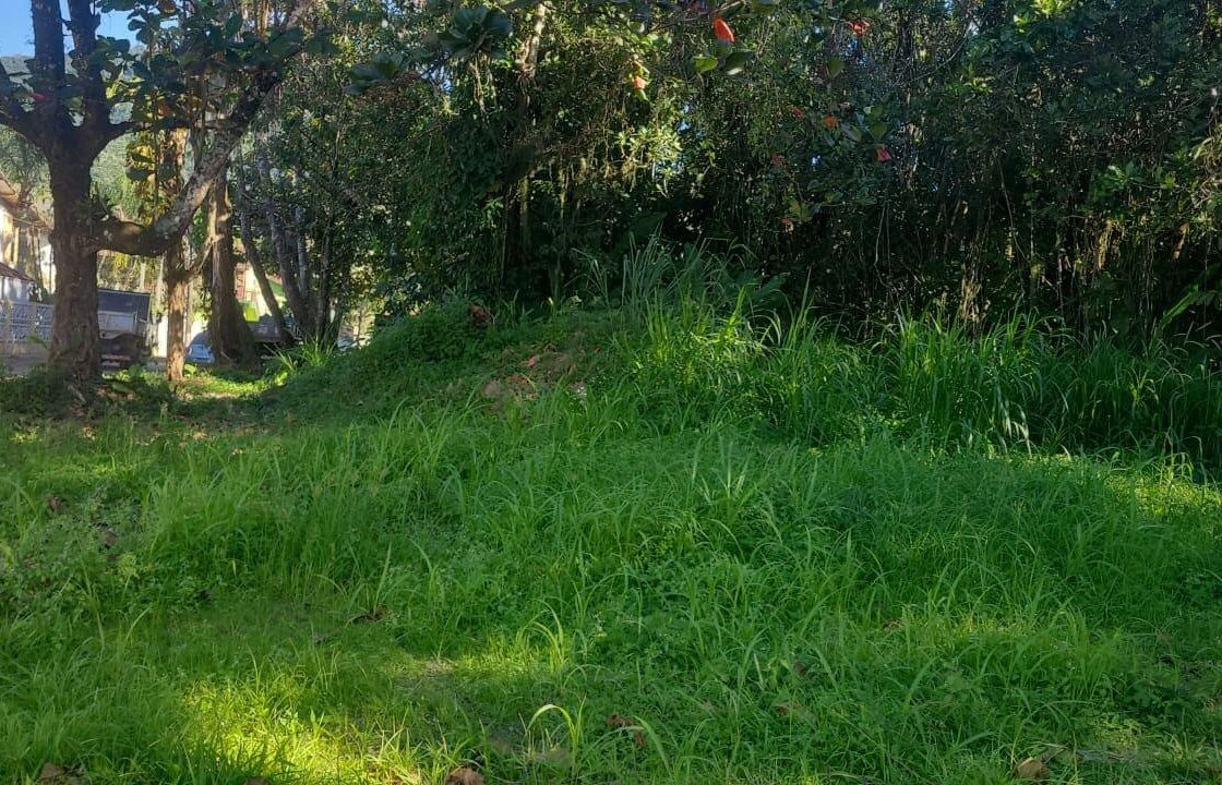 Terreno 432 m² (12 x 36), Maranduba