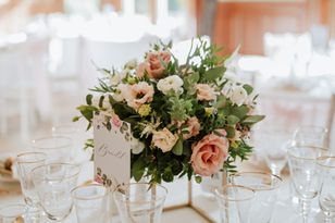 wedding table flowers