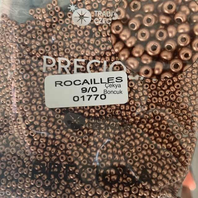 01770 9/0 Preciosa Ornela Kum Boncuk