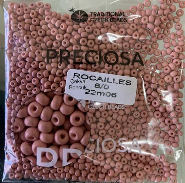 22M06 8/0 Preciosa Ornela Kum Boncuk