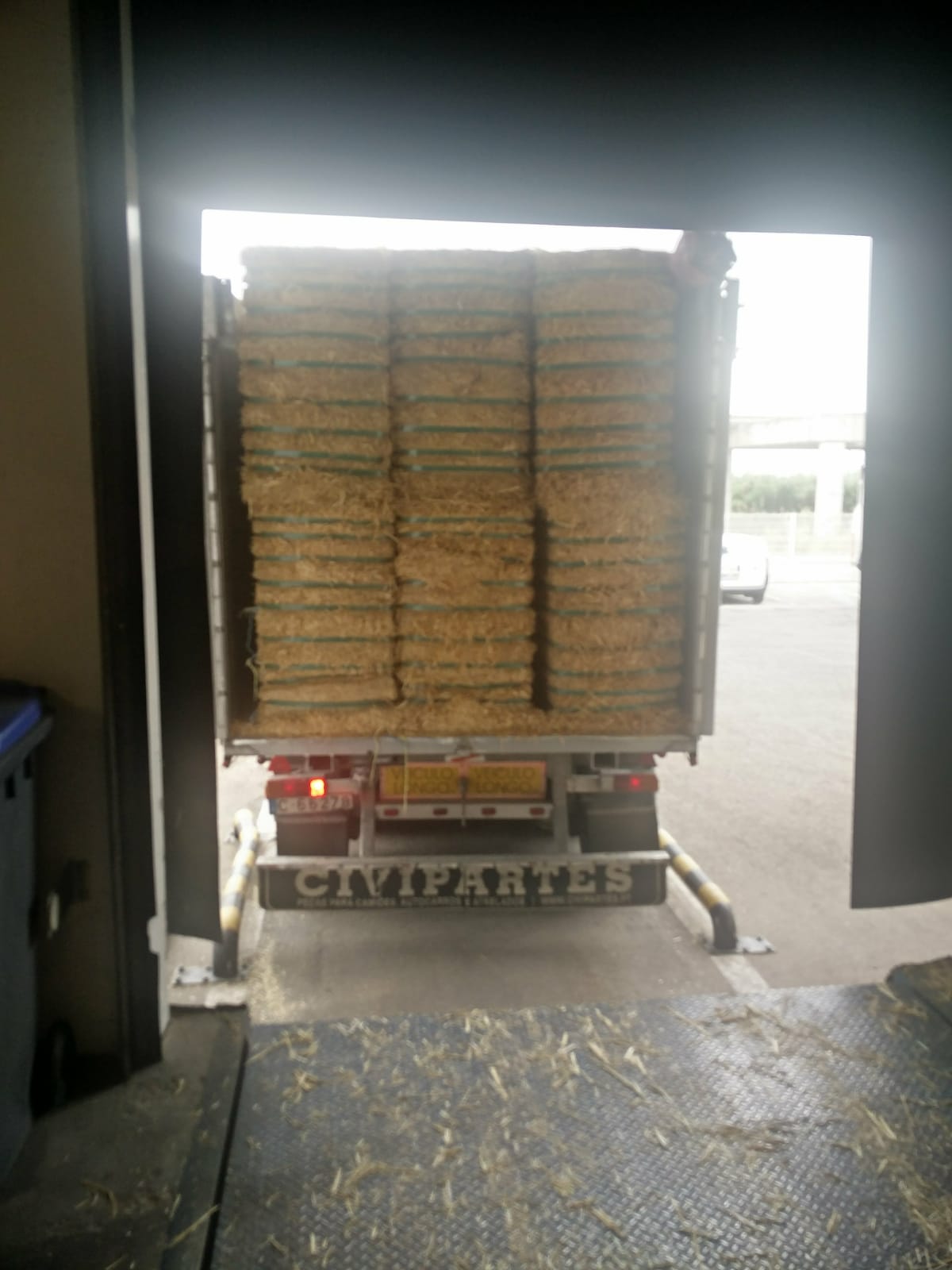 Recolha e Transporte de Palha